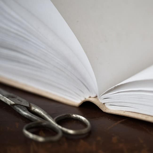 Craftshades – Vintage Beautiful Tree Embossed Unique Design 10″7 Handcrafted Leather Journal/Diary 200 page | 100% Genuine Leather - Image 3