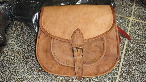 Craftshades – 13″10 Handcrated Leather Women’s Sling Bag | 100% Genuine Leather - Image 5