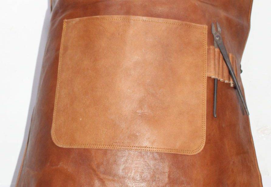 CraftShades Personalised Distressed Leather Apron - Image 2