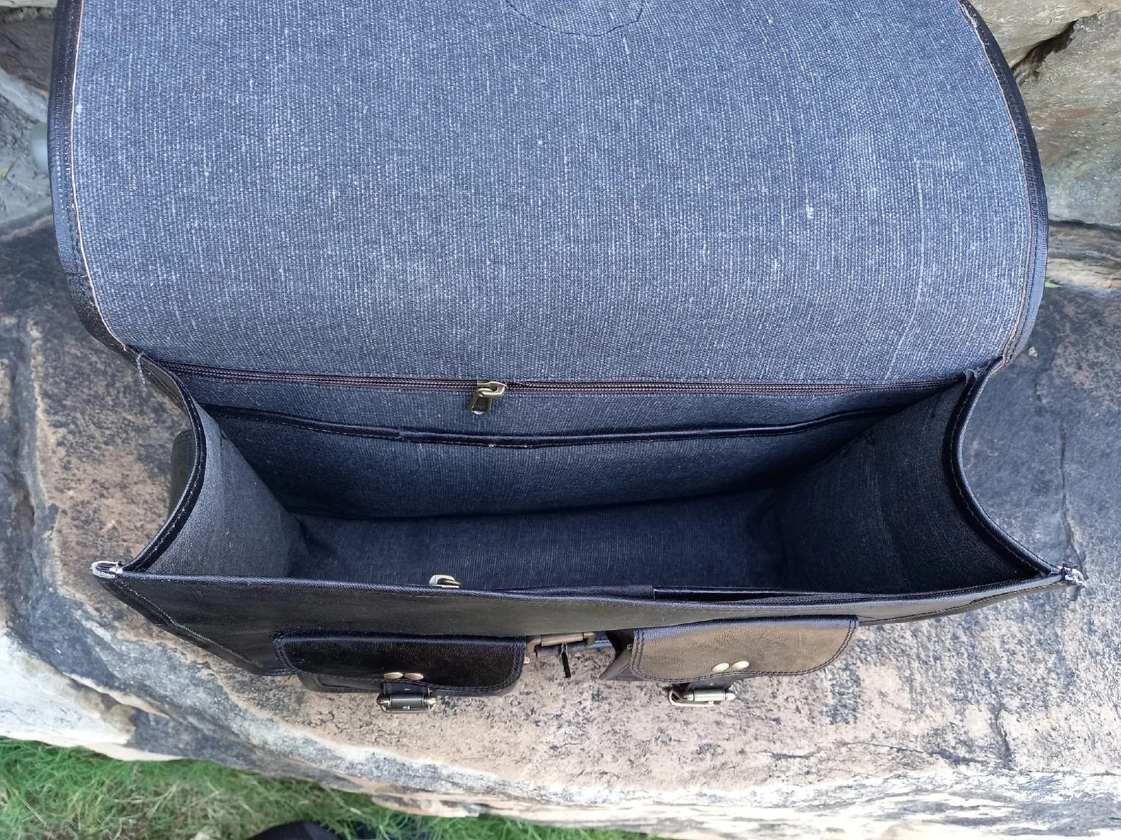 Road Runner Black - Image 4